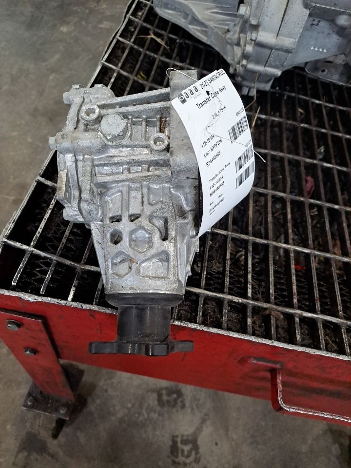 2023 Santacruz Transfer Case Sku#4445688