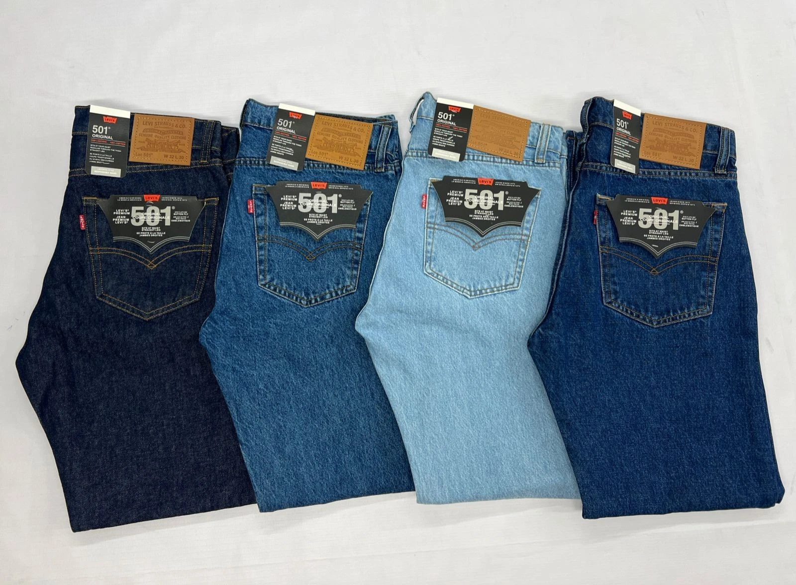 Levis 501 Mens Straight Fit Jeans Denim Original Fit bottoms New with Tags