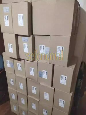 1PC NEW Lenze EVF9327-EVV004 EVF9327KEVV004 EVF9327EVV004 Inverter