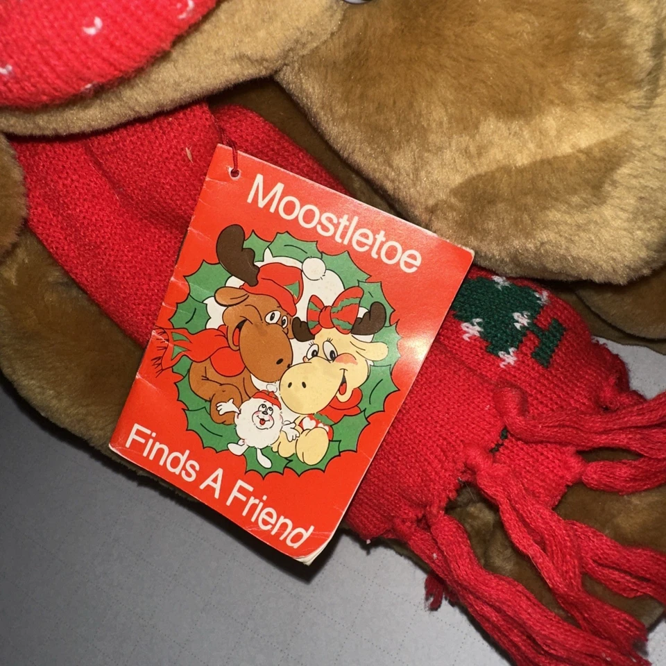 Vintage 1987 Commonwealth Moostletoe Moose Plush Stuffed Christmas Scarf Hat 16” - Image 3 of 4