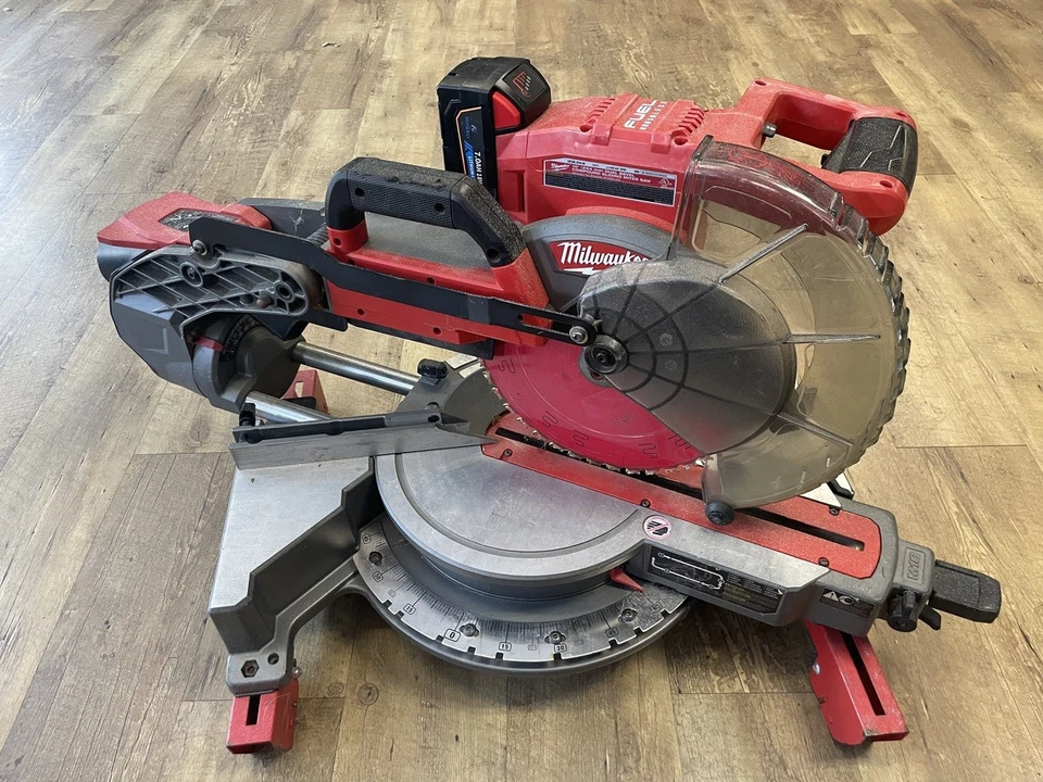 Sierra ingleteadora deslizante biselada Milwaukee 2734-20 18 V 10 pulgadas - PPSKN (337419) Foto 3 de 4