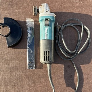 Makita Winkelschleifer 9558 NBR 125mm