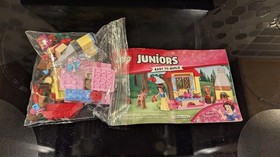 LEGO FRIENDS: Horse Vet Trailer (41125) Retired Complete All pieces present 