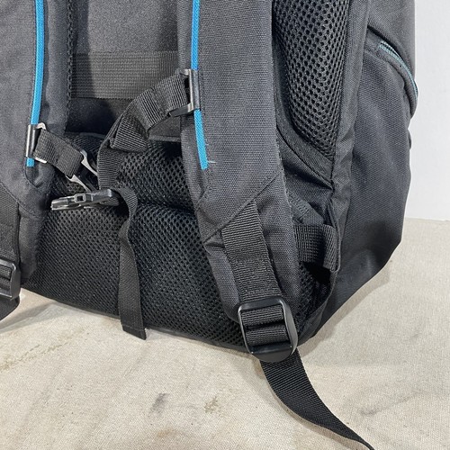 Targus PayPal Active Commuter Backpack Large Black Zipper Closer - Picture 12 of 12