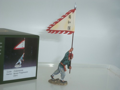TEAM MINIATURES PGBX6008 CHINESE BOXER REBELLION WARRIOR FLAGBEARER WITH BANNER - Picture 2 of 2