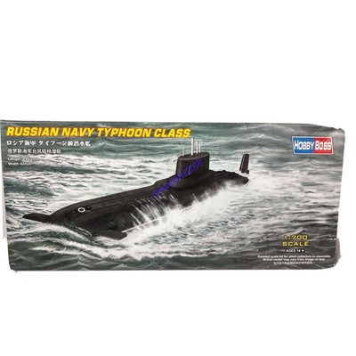 Hobbyboss 87019 1/700 RUSSIAN NAVY TYPHOON CLASS Model Kit