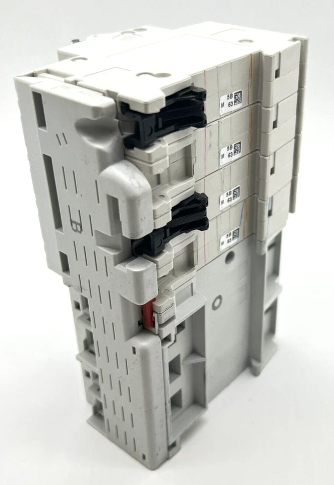 ABB 2CSR254101R1635, DS204A-B63/0,03 Fehlerstrom-Schutzschalter NEU OVP - Image 3 of 4