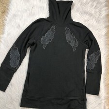 Lululemon Black Floral Embroidered To You Tunic Sz 4