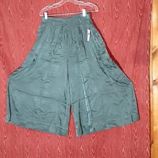 ANTHROPOLOGIE Ultra Wide Leg Crop Pull On Pant Women's Size S Borealis Green 