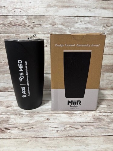 MiiR 16 Unzen Vakuumisoliert, Edelstahl mit Schiebedeckel, Schwarz, BPA-frei