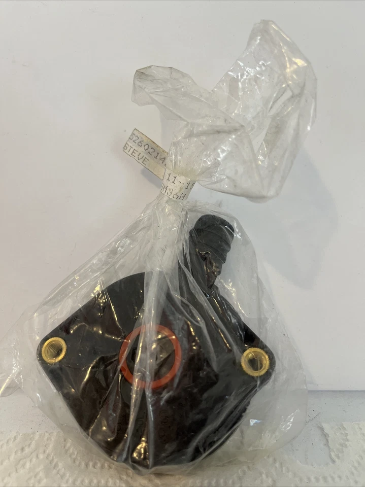 VÁLVULA DE VENTILACIÓN DE CÁRTER PCV 1157501567 -- PARA BMW 318I 318IS 318TI Z3 Foto 2 de 3