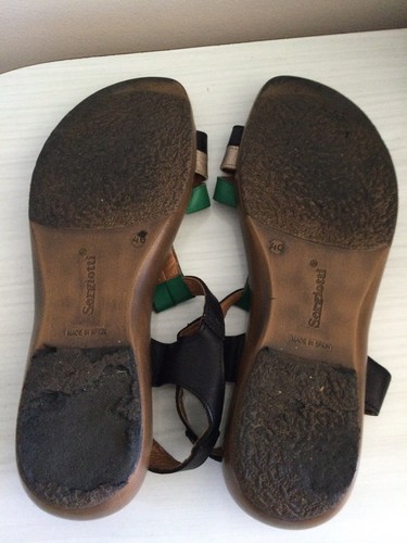 SERGIOTTI Strappy Flat Sandals in Black/Gold/Green - Size 40 - Made in Spain - Imagen 7 de 10