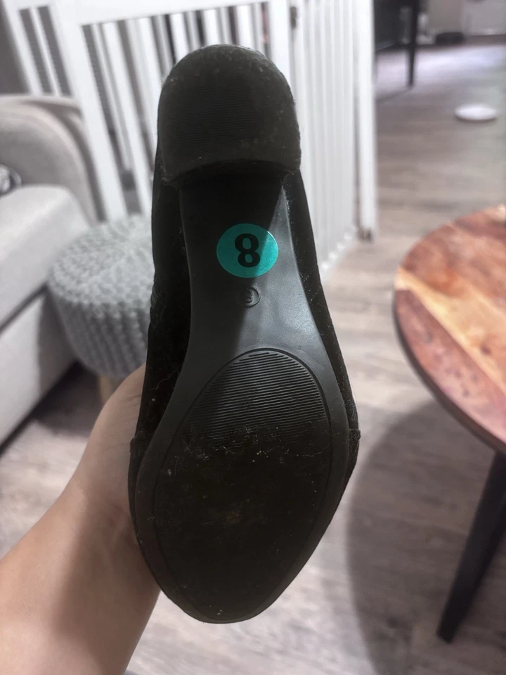 Bota de terciopelo negra para mujer talla 8 (crebilla lateral) Foto 3 de 4