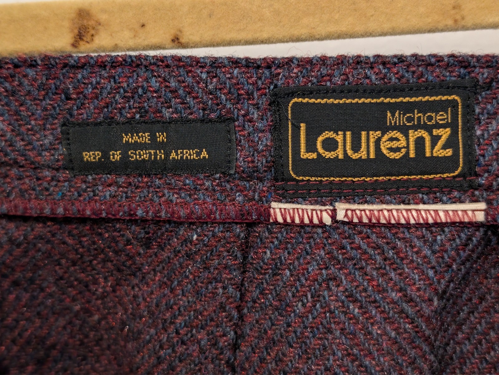 Skirt &mdash; Plum & Navy