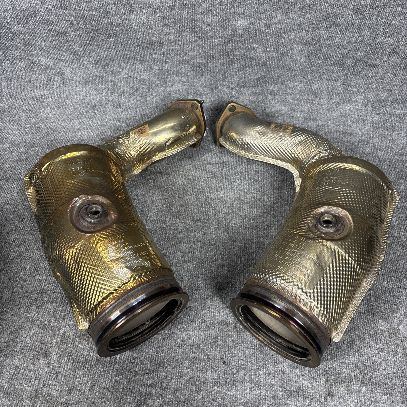 Lamborghini Urus Right Catalytic converter P/N 4M0254202A