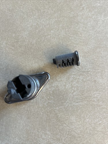 NOS Original GM 1936-37 Chevrolet Olds Glove Box Compartment Door Lock Knob OEM - Picture 12 of 16