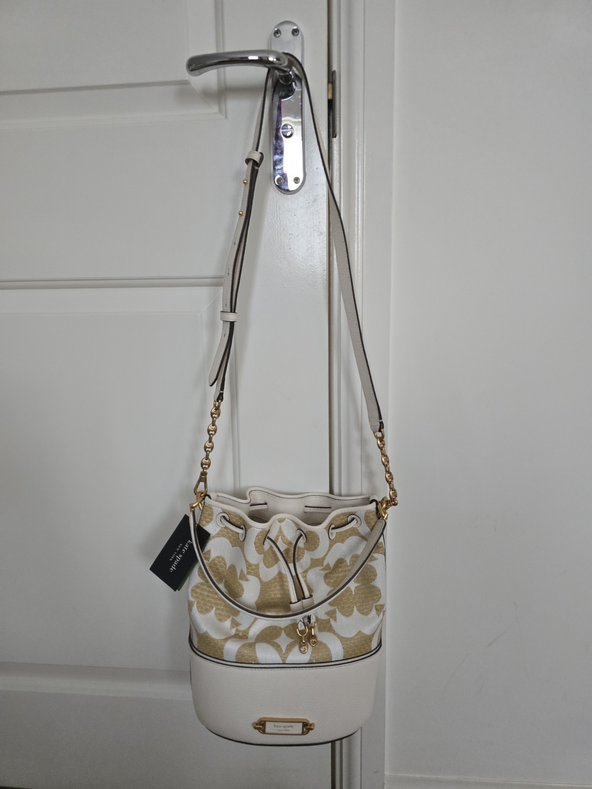 Kate Spade Cream Flower Monogram Raffia Gramercy Medium Bucket Bag New £450 image 4