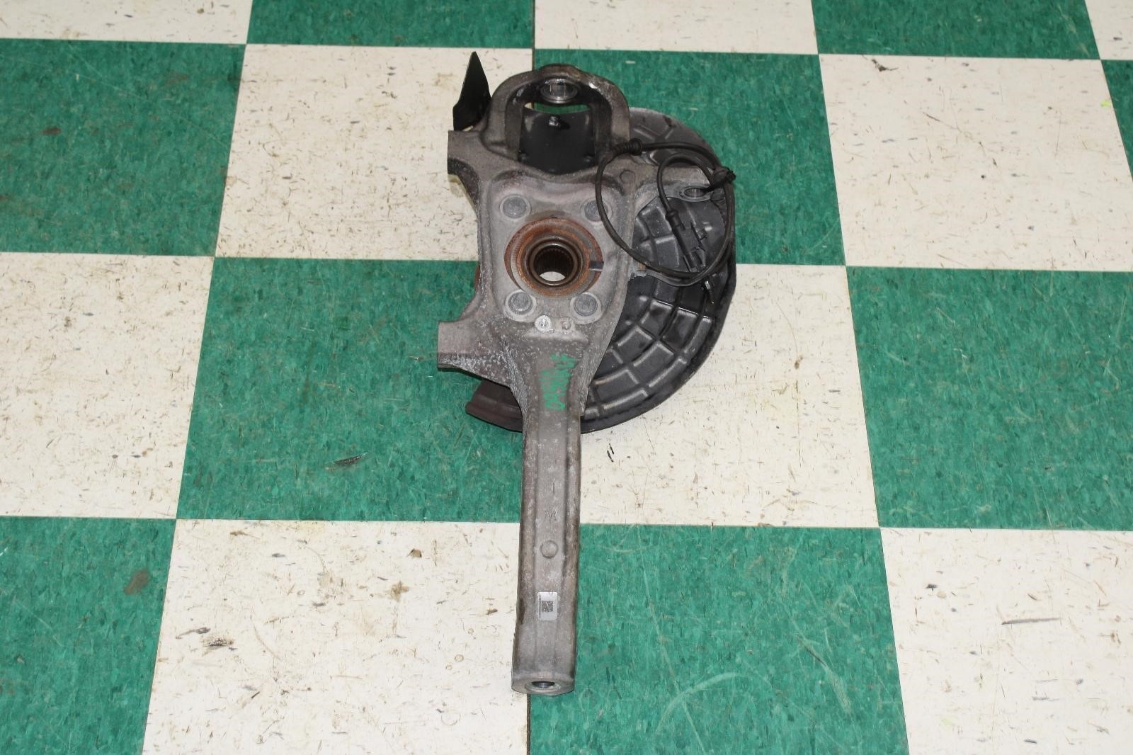 Maserati Ghibli 2014-2017 Front Left Hub bearing assembly