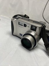 Sony Cyber Shot DSC-S70 Silver 3.3MP MPEG Movie HQ Compact Digital Still Camera