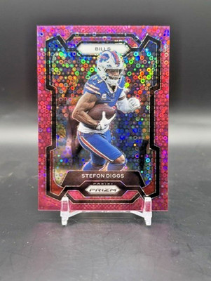 2023 Panini Prizm Stefon Diggs No Huddle Pink Disco /15 #35 Buffalo Bills (SSP)