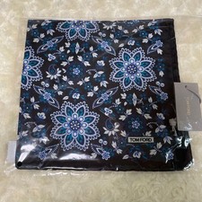 Tom Ford Men  s Pocket Square Black Blue Floral Unopened Tags
