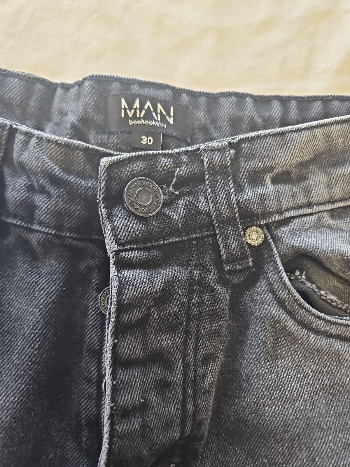 BoohooMAN Slim Fit Black Washed Denim Jeans w30 l31 SS1088 image 2