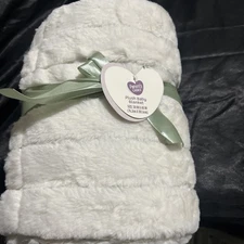 Parents Choice Baby Blanket Ivory Light Green Sage Sherpa 30x40 NWT! P1