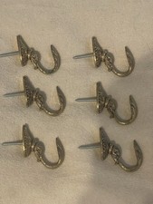 6 Antike Raffhalterhaken Im Stil Louis XV. Motiv: Stilisiertes Blatt Messing