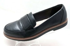 Clarks Penny Loafer Shoes Womens 6M Black Croc Print Ultimate Comfort Collection