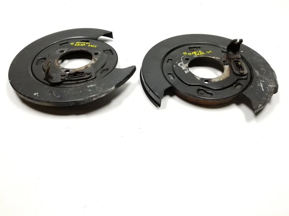 Par de protectores de rotor de disco de freno trasero izquierdo y derecho 13 14 15 16 GMC Acadia OEM Foto 3 de 4