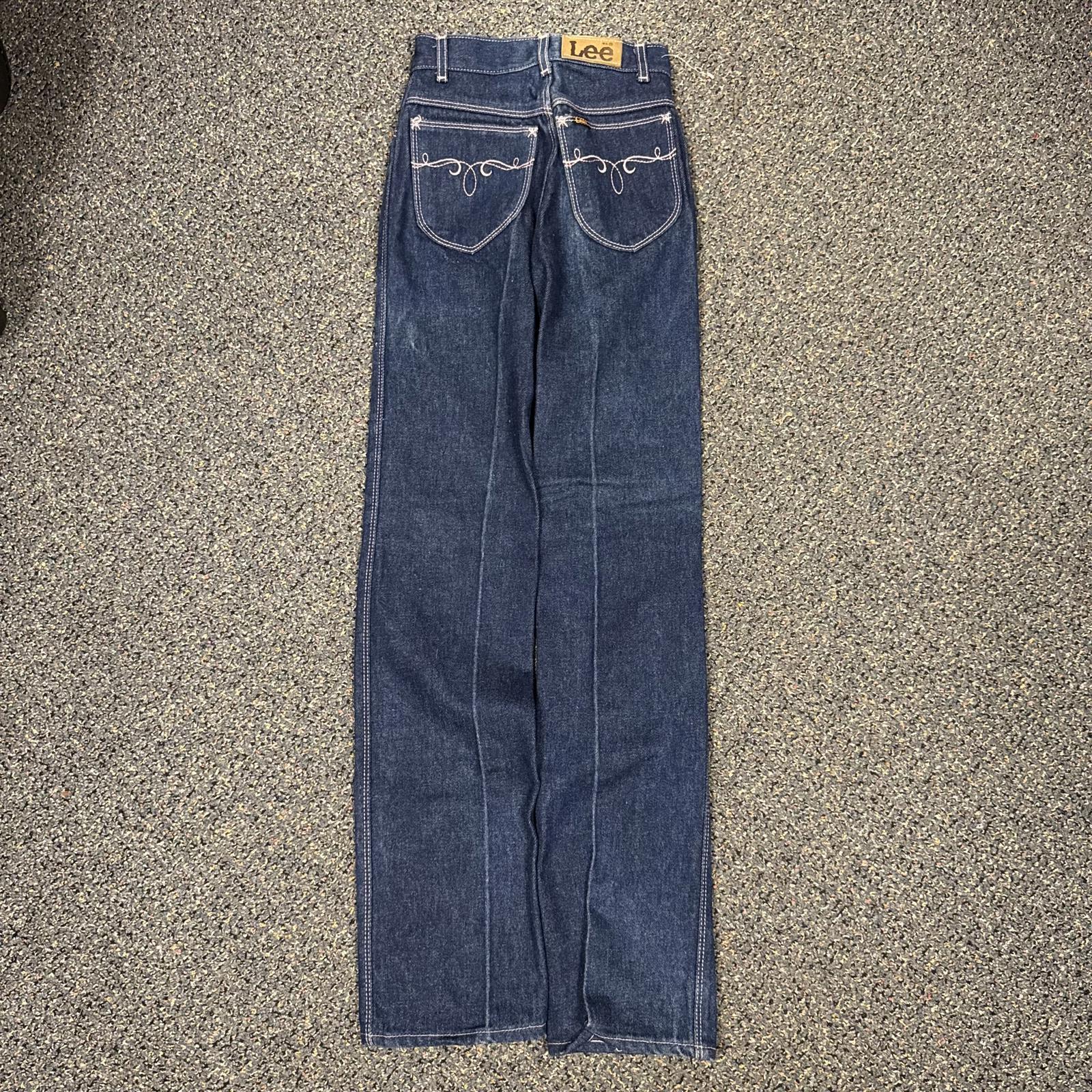 Picture 1 of 6