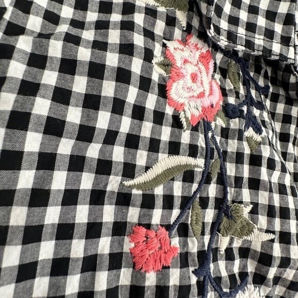 Karen Scott Gingham Button Down Top Embroidered F… - image 6