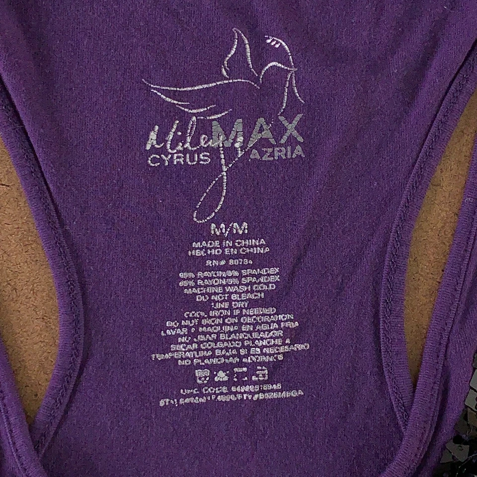 Camiseta sin mangas Miley Cyrus x Max Azria para mujer mediana púrpura negra lentejuelas espalda deportiva Foto 2 de 4