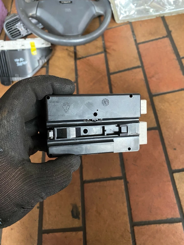 Volvo V40 S40 I 645 Modulo Del Tettuccio Apribile 9554963 - Immagine 2 di 4