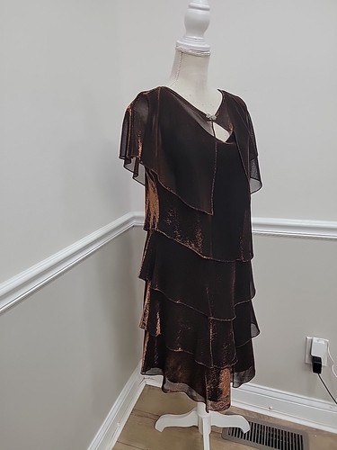 Vintage 80s Black Gold Accented Layere Cape Sleeve Dress/Wedding Guest Dress 10p - Picture 4 of 13
