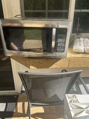 Magic Chef 1000 Watts Microwave 