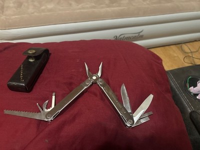 Leatherman Super Tool Original Black Oxide w/Leather Sheath Vintage 1998 Rare