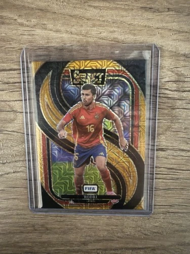 2024-25 Panini Select Fifa - Mezzanine Rodri #189 Gold Wave Prizm /10