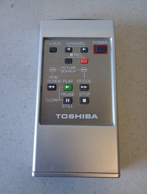 TOSHIBA REMOTE CONTROL TRANSMITTER SUM-3  MODEL IECR6  1.5VX2 DC  3V