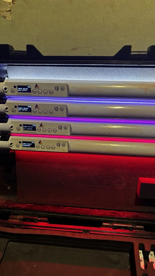 Open box. Astera  FP1 Titan Tube 72W Battery Operated LED Tube Light - Image 3 of 4