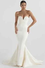 Elegant Long Sweetheart Wedding Dresses Sleeveless Mermaid Gowns Sweep Train