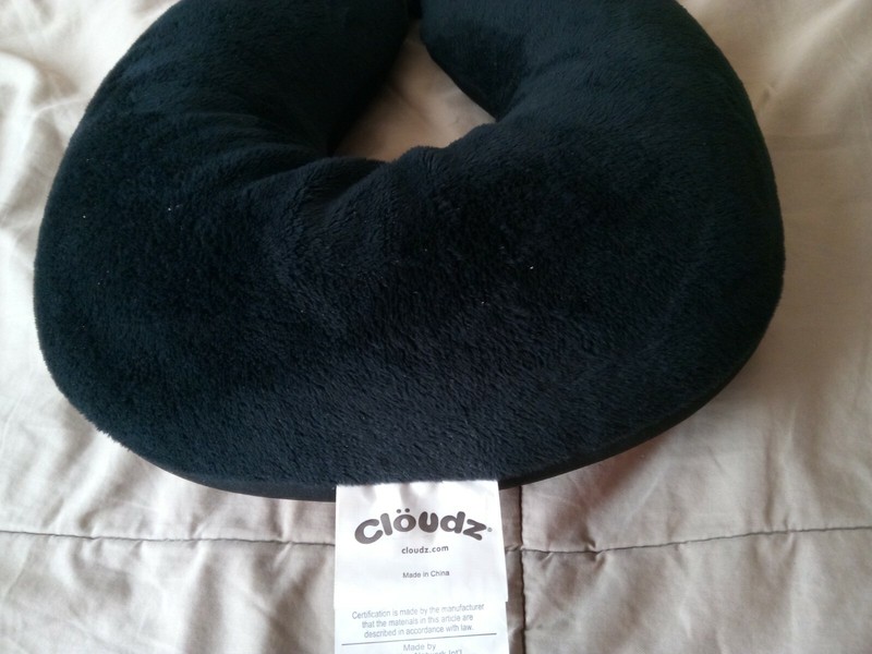 Cloudz Neck Pillow