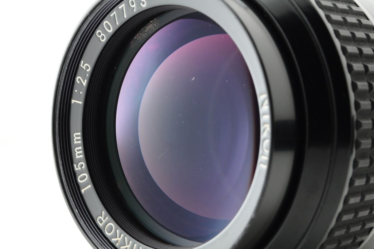 Exc+5】 Nikon Ai Nikkor 105mm f/2.5 MF Telephoto lens + Hood Exc+5】 Nikon Ai Nikkor 105mm f/2.5 MF Telephoto lens + Hood