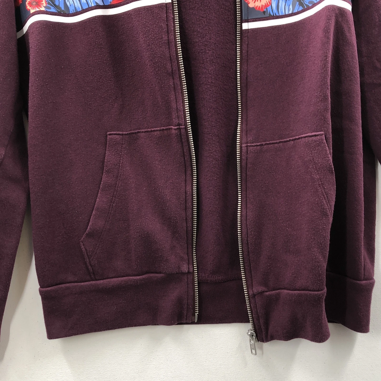 UNDERCOVER Felpa con cappuccio da donna viola pile floreale manica lunga cerniera intera media