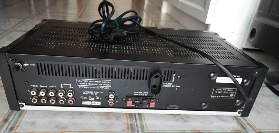 Amplificatore integrato Samsung K560A - Immagine 2 di 4