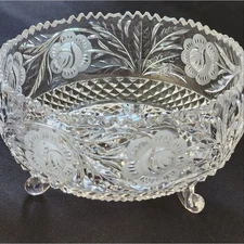 Vintage Heavy Etched Three Footed Crystal Bowl Sawtooth Rim 8in diam