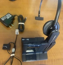 Plantronics WO2 Wireless Headset Base, Over The Head Ear & Mic, Charger &CONNECT