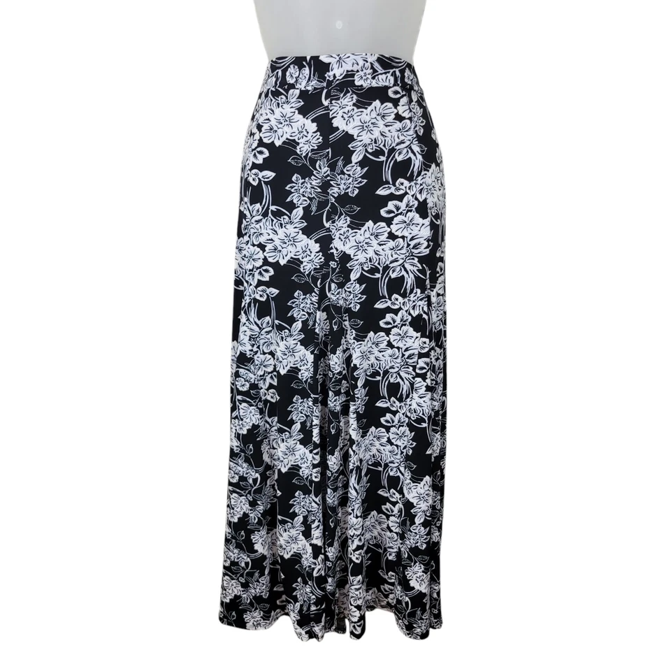 Falda Amana Larga Elástica Cintura Talla Mediana Acampanada Elastizada Romántica Floral Negra Foto 2 de 4