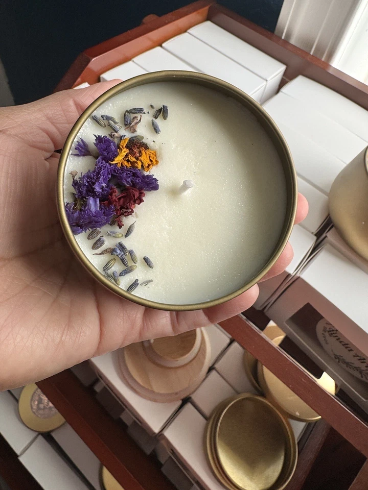 Vela De Soja Para Masaje y Cuidado de la Piel 1pc/4oz - Image 2 of 2