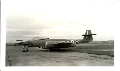 Gloster Meteor Jet Fighter Photo (3 x 5 in) F-8